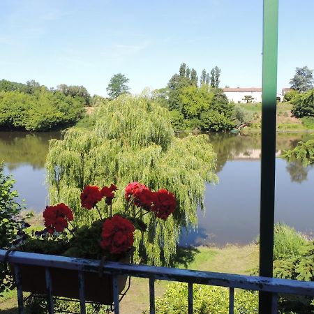 Le Jardin Des Cygnes Acomodação com café da manhã Pineuilh Exterior foto